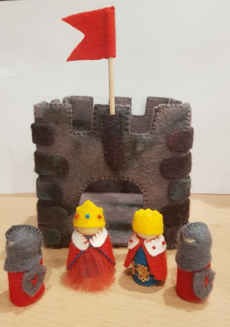 Peg Doll Fairy Diy, Peg Doll Castle, Felt Small World Play, Sca Largesse, Fairy House Made From Felt, Fairy Tale Peg Dolls, Diy Plush Dolls, Felt Play Mat, Felt Boards