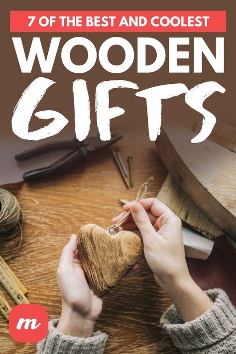 Diy Gifts For Men, Handmade Gifts For Men, Wood Working Gifts, Cadeau Diy, Wooden Projects, Crafts With Pictures, Small Wood Projects, Wood Gifts, Wooden Gifts