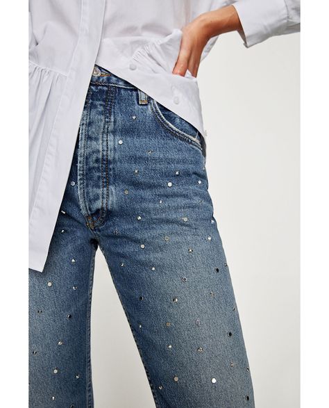 Image 4 of THE VINTAGE HIGH WAIST JEANS WITH STUDS from Zara Rhinestone Jeans Outfit, 70’s Outfit, Fashion Trending Moodboard, Jeans Outfit Ideas, Rhinestone Outfit, Rhinestone Jeans, White Jeans Outfit, Elegant Black Dress, Denim Projects