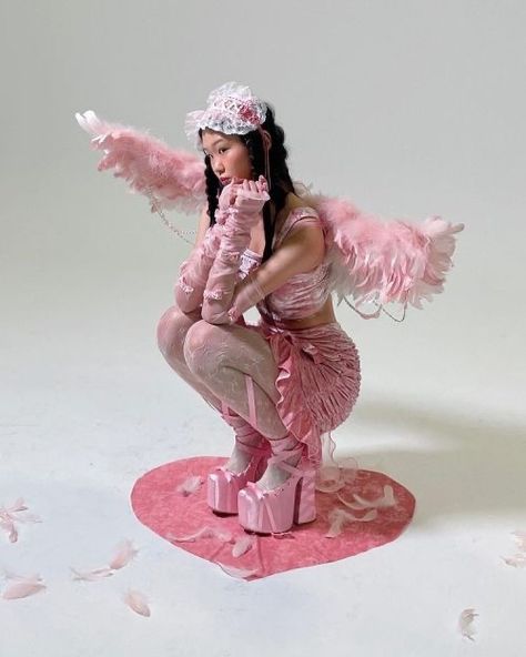 Crazy Model Outfits, Valentine Reference Pose, Cupid Outfit Ideas, Valentines Pose Reference, Y2k Corset Outfit, Pink Photoshoot Ideas, Artist Anatomy, Libra Energy, Ice Fairy