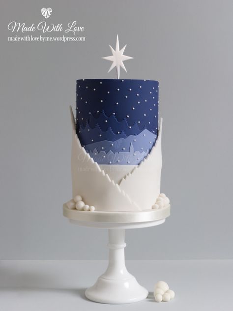 Black Christmas Cake, Blue Christmas Cake, January Cake, Christmas Patisserie, Christmas Fondant Cake, Winter Themed Cake, Fondant Christmas Cake, Winter Torte, Christmas Themed Cake