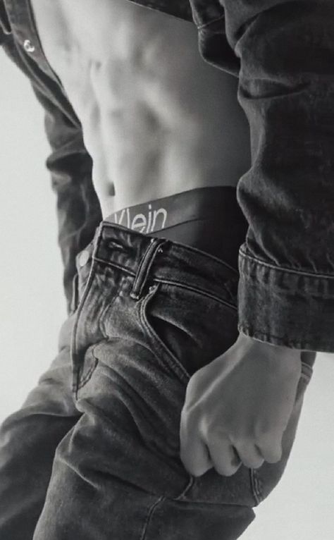 Calvin Klein Aesthetic Men, Calvin Klein Photoshoot Ideas Men, Calvin Klein Model Men, Model Men Photography, Calvin Klein Men Photoshoot, Anson Kong, Calvin Klein Photoshoot Ideas, Mirror Hk, Calvin Klein Aesthetic