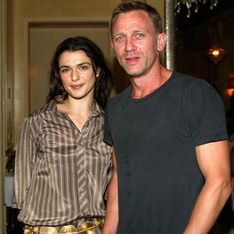 Daniel Craig Rachel Weisz, Daniel Craig Bond, James Bond Outfits, Bond Outfits, Craig Bond, Daniel Craig James Bond, Pierce Brosnan, Rachel Weisz, Daniel Craig