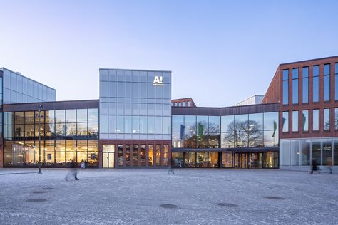 A new campus complex has been completed at Aalto University. Comprising the School of Arts, Design and Architecture’s new building, titled Väre, the School of ... Aalto University, School Of Arts, New Building, Alvar Aalto, Business Building, Shopping Center, Helsinki, The School, Ground Floor