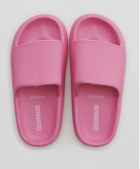 Preppy Slides, Preppy Sandals, Camp Checklist, Cute Slides For Women, Trendy Slides, Eid Ideas, Cute Christmas Pajamas, Slow Fashion Clothes, Pillow Slippers