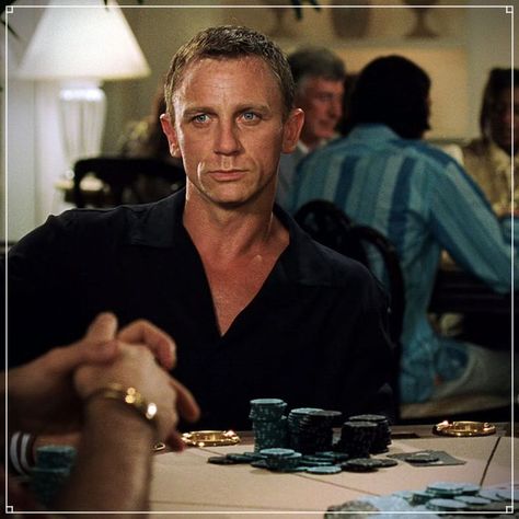 Casino Royale (2006) Daniel Craig Casino Royale, James Bond Lifestyle, Daniel Craig Aesthetic, Clean Man Aesthetic, Casino Outfit Men, James Bond Aesthetic, 007 Aesthetic, Daniel Craig Skyfall, James Bond Quotes