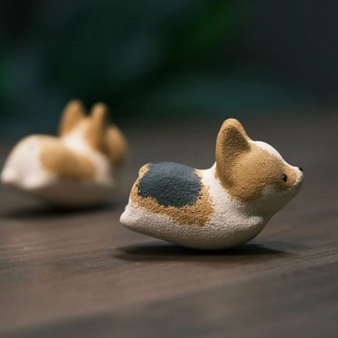 Cute Running Corgi Tea Pet Figurine - China Tea Spirit Mini Clay Animals, Ceramics Figures, Clay Cute, Ceramic Doll, Tea Pet, Clay Clay, Clay Figurine, Clay Animals, Cute Clay