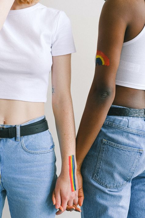 Pride Month Photoshoot Ideas, Pride Photoshoot Ideas At Home, Pride Photoshoot Ideas, Queer Photoshoot, Pride Photoshoot, Lgbtq Things, Pride Photos, Pride Photography, Creative Photoshoots