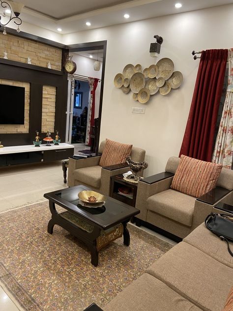 Home Interior Snap, Living Room Snap, Pune Snapchat, 3 Bhk Flat Interior Design, Mumbai Snap, 2bhk Flat Interior Design, Vibey Room, Flat Furniture, Flat Interior Design