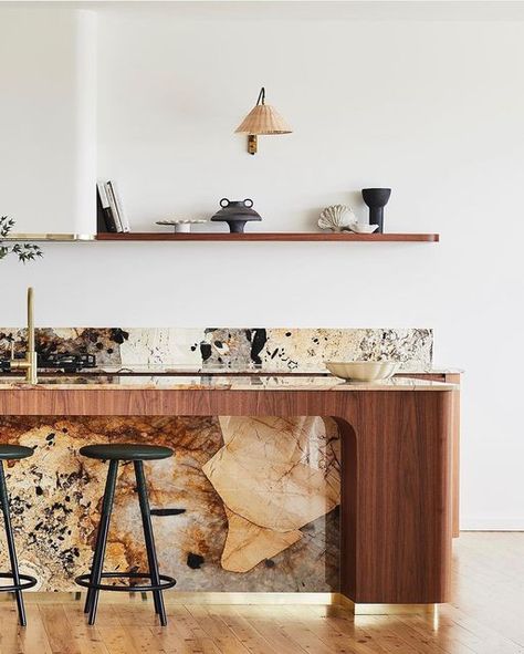 Australian Home Decor, Marble Interior, Bespoke Kitchen Design, Interior Decorating Tips, Australian Interior Design, Kitchen Remodel Design, Stone Kitchen, Luxury Kitchen Design, Stunning Kitchens