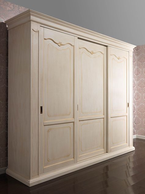 Classic Wardrobe Furniture, Wardrobe Design Bedroom Sliding, Closet Design Plans, Big Wardrobe, Closet Furniture, Sliding Door Wardrobe Designs, Shabby Furniture, Bedroom Closet Storage, Antique Wardrobe