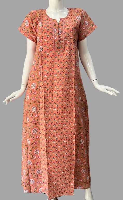 Nightdress Pattern, Cotton Nighty For Women, Women Nighty, Chudi Neck Designs, Cotton Nighties, Women Cotton Dress, Kaftan Designs, Night Dress For Women, Designer Dresses Casual