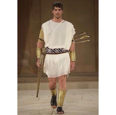 Ancient Greece Fashion, Couture Menswear, Ancient Greek Clothing, Greece Fashion, Kate Olsen, Short Tunic, Kate Bosworth, Royal Outfits, Greek Clothing