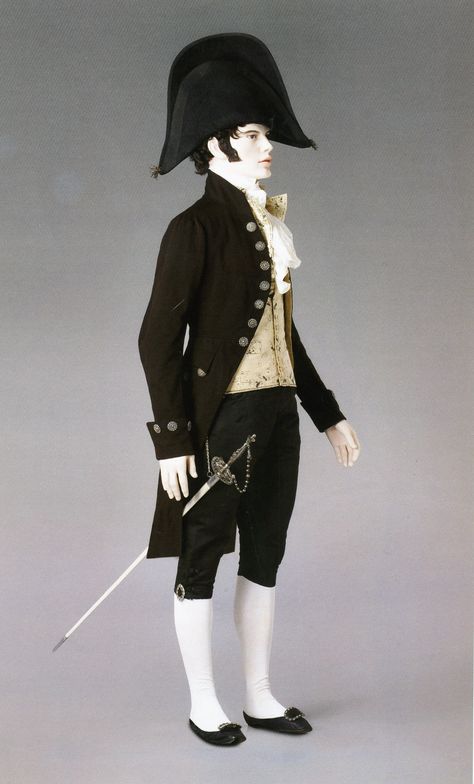 austenonly 1800s Hair, Regency Gentleman, Regency Mens Fashion, 19th Century Gown, Regency Men, Regency Ball, Brighton Pavilion, 19th Century Men, Regency Clothing