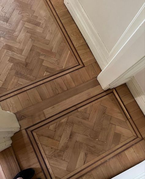 Wood Parket Floor, Hardwood Floor Patterns Ideas, French Parquet Flooring, Wood Floor Pattern Layout, Parke Flooring, Wood Floor Designs Pattern, Wooden Flooring Pattern, Hardwood Floor Patterns, Hardwood Floor Designs