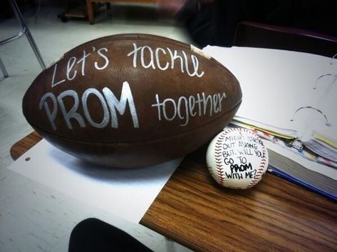 Baseball Promposal, Football Promposal, School Problems, Prom Invites, Country Prom, Prom Pictures Group, Cute Prom Proposals, Asking To Prom, Dance Proposal