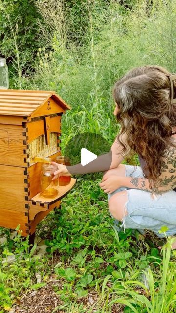 Dagny Kream on Instagram: "AD wondering if you should keep bees? Let me know if you want my guide! 🐝 The worst part of beekeeping is the struggle of harvesting honey - a task that keeps a lot of people with physical limitations from keeping bees. With the @flowhive I just turned a key and honey came out, without the bees even knowing it was happening - and having experienced both a traditional harvest and this, the difference is night and day.

Thank you Flowhive for gifting this beautiful hive and everything I need to keep bees!

#flowhive #beekeeping #pollinatorgarden #gardening #pollinators #nativebees #beekeepers #honeybees🐝 #beehives #beesarecool #worldbeeday #beeday #honeybees  #bees #savethebees" Honey Harvest, Harvesting Honey, Flow Hive, Keeping Bees, Homestead Animals, Backyard Bee, Future Garden, Bee Hives, Bee Farm