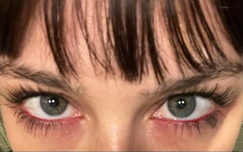 Simple Messy Makeup, Red Eyeliner Waterline, Red Eyeliner Under Eye, Red Under Eyeliner, Red Under Eye Makeup Looks, Electric Red Aesthetic, Messy Eyeliner Look, Red Mascara Looks, Red Eyeliner Aesthetic