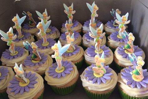 Tinker bell cupcakes Cupcakes Decoration, 21st Birthday, How To Make Cake, Tinker Bell Cupcakes, Birthday 21, Cupcake Decorating Tips, Tinkerbell Party, Cupcake Decorating, Tinker Bell