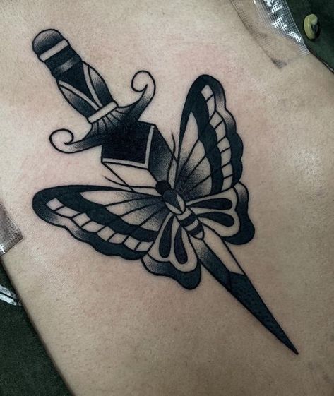 Traditional Tattoo Arm, Traditonal Tattoo, Traditional Dagger Tattoo, Traditional Butterfly Tattoo, Traditional Black Tattoo, Hipster Tattoo, Stomach Tattoos Women, Tattoo Man, Sharpie Tattoos