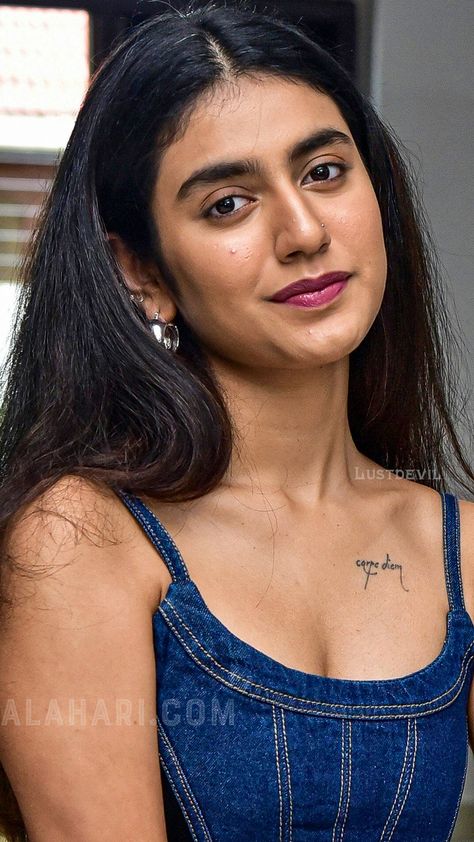 Priya Prakash Varrier Hot, Sister Vibes, Priya Prakash Varrier, Priya Prakash, Cleavage Hot, Beauty Face Women, Beautiful Photoshoot, Actress Pics, Beautiful Smile Women