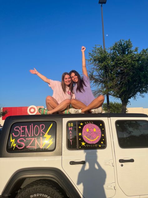 Senior Sunrise Car Decor, Senior Car Decorating Ideas 2023 Window, Senior Car Paint 2024, Senior Car Ideas 2024, Class Of 2025 Car Decorating, Jeep Senior Car Paint, Senior Car 2024, Class Of 2024 Car Decorating, Senior Sunrise Car Paint