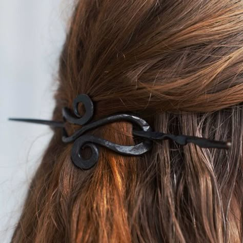 Forging Projects Ideas, Blacksmith Jewelry Ideas, Blacksmith Gift Ideas, Hand Forged Hair Pin, Blacksmith Hair Pin, Easy Blacksmithing Projects, Hand Forged Gifts, Easy Forging Projects, Forged Hair Pin