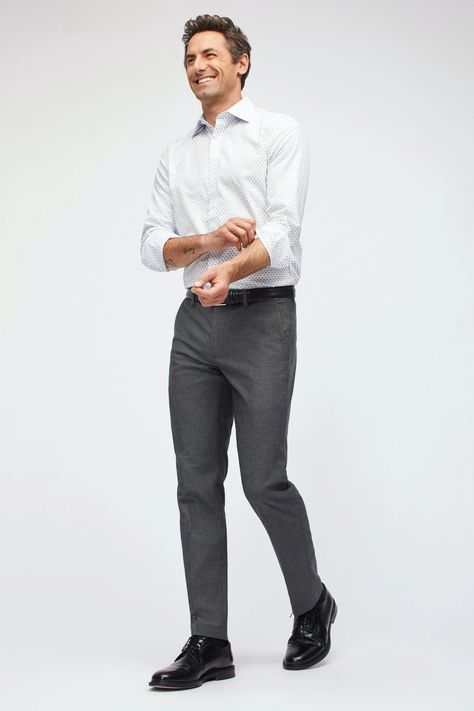 The best work pants. Need a Father's Day gift? Here's a list of the best men's clothing brands to shop. From shoes, to polos, and shorts we've got you covered! #mensfashion #fathersdaygift White Shirt Grey Pants Men, Grey Formal Pants Outfit Men, Business Casual Attire For Men, Grey Pants Men, Best Work Pants, Office Wears, Mens Work Outfits, Mens Smart Casual Outfits, Men's Dress Pants