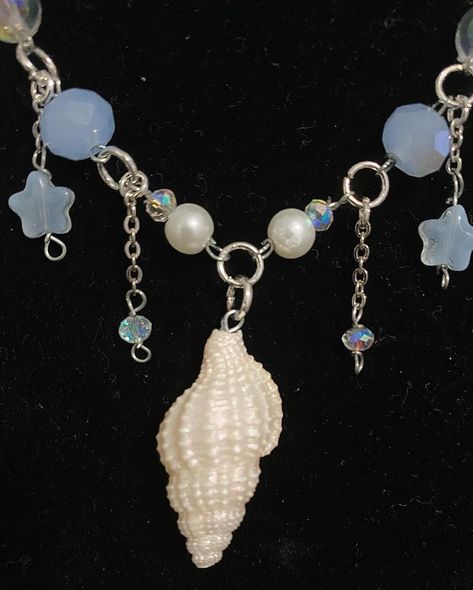 Mermaid Royalty necklace #jewelry #smallbusiness #designer #fairycore #cottagecore #necklace #silver #necklaces #seashell #shell #ocean #mermaid #pearl Sirencore Accesories, Pearl Seashell Necklace, Silver Shell Necklace, Ocean Jewelry Aesthetic, Mermaid Jewelry Aesthetic, Mermaid Core Jewelry, Mermaid Royalty, Mermaid Jewlery, Royalty Necklace