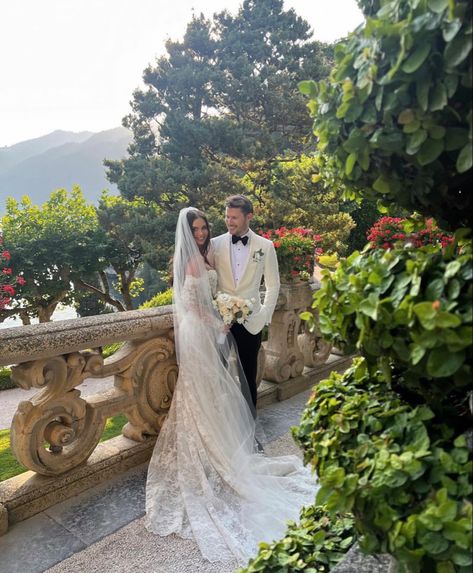 summertime wedding lake como italy lace dress long veil Wedding Dress Lake Como, Anastaziadupee Wedding, Dream Wedding Lake Como, Italian Wedding Venues Lake Como, Italy Wedding Aesthetic Dress, Italian Garden Wedding Dress, Italian Wedding Bride, Wedding At Lake Como, Italian Wedding Gown