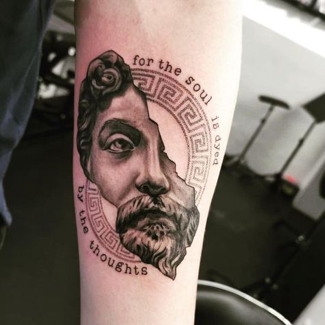 What Is Stoicism? 🌷💀⏳ en Instagram: “🏛 #Stoicism #MarcusAurelius #Philosophy #PhilosophyBooks #Epictetus #SenecaTheYounger #Stoic #WISStoicTattoos ・・・ #Repost @vb_tattooo…” Stoic Tattoo Ideas, Marcus Aurelius Tattoo, Stoic Tattoo, Beauty And The Beast Tattoo, Atlas Tattoo, Chest Ideas, Ancient Tattoo, Free Tattoo Designs, Men Tattoos Arm Sleeve