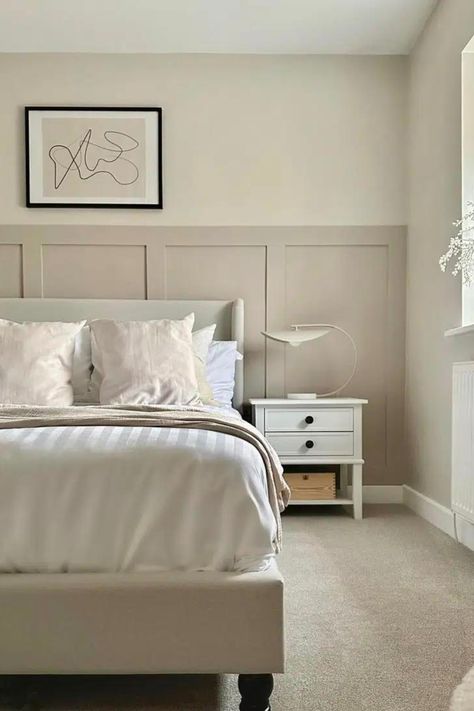 Bedroom Panelling, Beige Walls Bedroom, Wall Panel Ideas, Main Bedroom Ideas, Panelling Ideas, Panels Bedroom, Feature Wall Bedroom, Neutral Bedroom Decor, Bedroom 2024