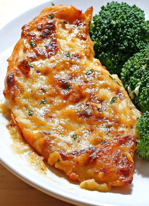 Melt In Your Mouth Chicken - Cakescottage Melt In Your Mouth Chicken, Mouth Chicken, Chicken Recipes Boneless, Chicken Breast Recipes Baked, Breast Recipe, Baked Chicken Breast, Yummy Chicken Recipes, Chicken Dishes Recipes, Baked Chicken Recipes