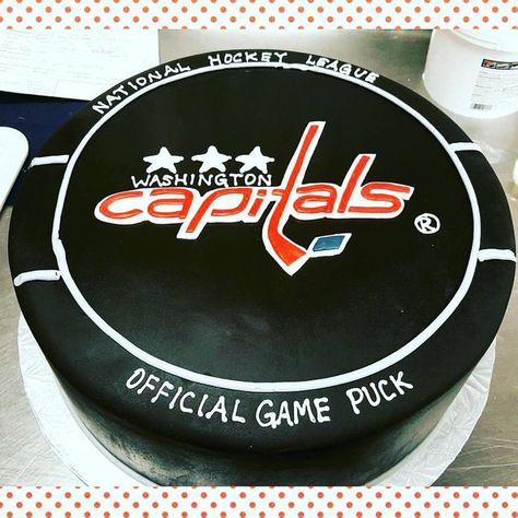 Hockey Puck Cake, Puck Cake, Jeff Skinner, Hockey Cakes, Washington Capitals Hockey, Capitals Hockey, 40th Cake, Skating Party, Shaped Cake