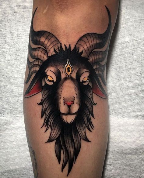 Old School Goat Tattoo, Goat Traditional Tattoo, Traditional Tattoo Drawings, Tattoo Perna, Wrist Tattoo Ideas, Wrist Tattoo Designs, Occult Tattoo, Chicano Style Tattoo, Traditional Tattoo Sleeve