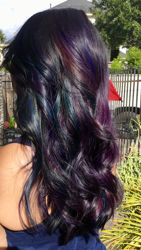 Funky Highlights For Dark Brown Hair, Oil Slick Money Piece Hair, Galaxy Hair Highlights, Oil Slick Highlights, Black Hair Colorful Highlights, Dyed Hair Multicolor, Colorful Lowlights, Subtle Oil Slick Hair, Cool Dark Hair Color Ideas