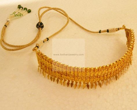 Kerala Jewellery Necklaces, Jewellery Necklaces Gold, Jewellery Model, Kerala Jewellery, Diamond Gold Earrings, Bracelets Diamond, Pure Gold Jewellery, Choker Necklace Designs, Jewellery Necklaces