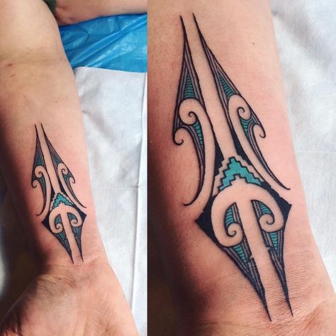 Maori Wrist Tattoo, Moko Tattoo, Ta Moko Women, Tamoko Maori Design Arm, Ta Moko Forearm, Ta Moko Women Arm, Blue Ink Tattoos, Maori Tattoo Designs, Maori Designs