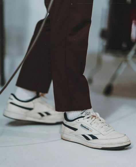 Reebok Mens Outfit, Old Money Men Shoes, Old Money Aesthetic Shoes, Rebook Club C 85 Outfit, Old Money Shoes Men, Old Money Sneakers, Reebok Club C 85 Outfit, Club C 85 Outfit, Old Money Shoes