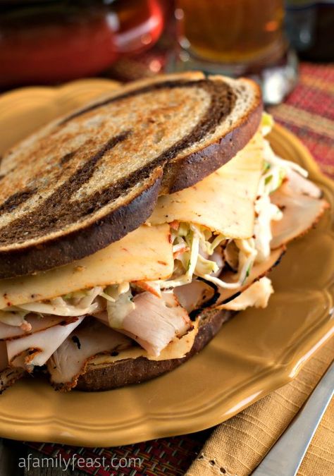 Rachel Sandwich, Bracket Challenge, Best Easy Dinner Recipes, Sandwhich Recipes, Panini Sandwiches, Turkey Sandwich, Slaw Recipe, Hot Sandwich, Slaw Recipes