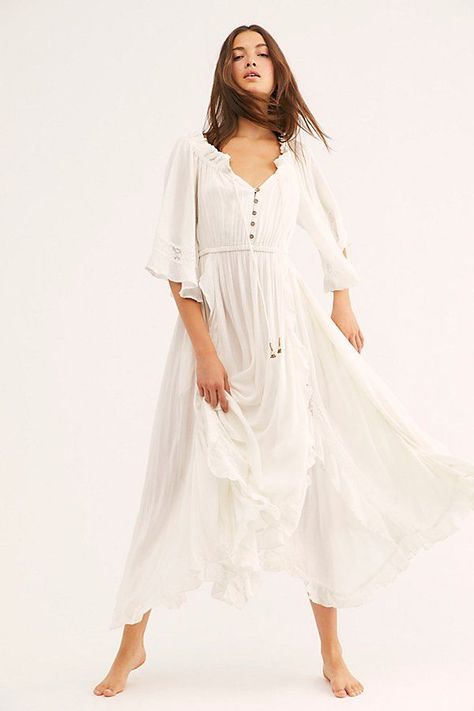 97d0145823aeb8ed80617be62e08bdccdesc47485217ri E Girl Dress, Black Fall Outfits, White Women Dresses, Half Sleeve Dresses, Casual Summer Dresses, Dress Size Chart, White Outfits, Free People Dress, Beach Dress