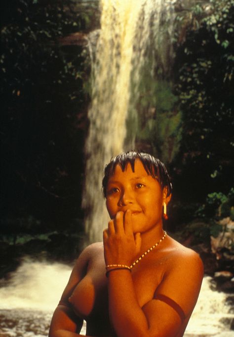 Amazon rain forest, Brazil. A Yanomami indigenous people. Young native woman at waterfall. Yanomami Tribe, Brazil Photos, Amazon Rain Forest, Brazil Girls, Amazon Tribe, African People, Ancient Beauty, Indigenous People, Indigenous Culture