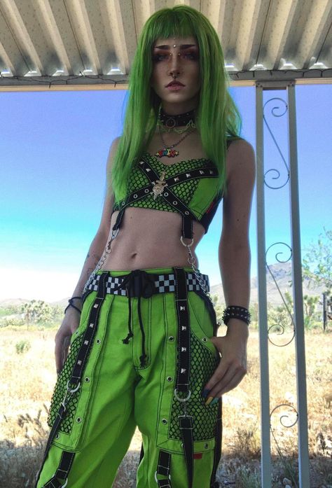 Cyberpunk Green Outfit, Green Techwear, Radioactive Aesthetic Outfit, Neon Grunge Outfits, Neon Alternative Fashion, Neon Green Punk Outfits, Cyberpunk Outfit Male Neon, Cyberpunk Outfit Women Neon, Neon Punk Outfits