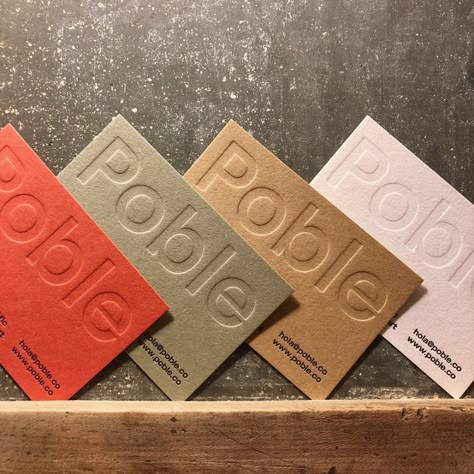 26 of the Most Inspiring Business Card Designs | Design & Paper Www Logo, Business Card Gallery, Embossed Business Cards, Visuell Identitet, Name Card Design, Business Card Design Inspiration, Business Card Designs, Business Card Inspiration, 카드 디자인