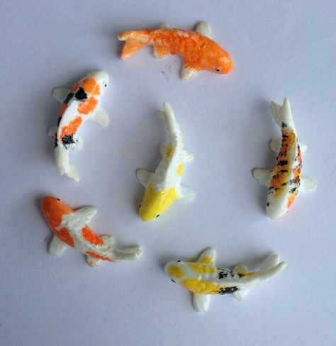 Polymer Clay Fish, Clay Fish, Art Coquillage, Miniature Set, Carpe Koi, Polymer Clay Miniatures, Clay Animals, Cute Clay, Clay Miniatures