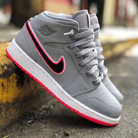 🚨 AIR JORDAN 1 MID “WOLF GREY BLACK RACER PINK“ SZ.4y-7y $90.00  PHONE ORDERS & DELIVERY WELCOME 201-864-2606 #sneakerhub #passaic… Jordan 1 Wolf Grey, Jordan 1 Mid Wolf Grey, Black Racer, Shoes Outfit Fashion, Shoes Photo, Air Jordan 1 Mid, Nike Cortez Sneaker, Outfits Fashion, Outfit Posts