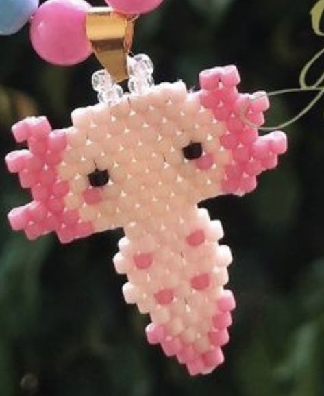 Beaded Axolotl Pattern, Brick Stitch Keychain, Pony Bead Axolotl, Axolotl Bead Pattern, Axolotl Perler Bead Patterns, Beaded Axolotl, Axolotl Perler Beads, Flowers With Beads, Pony Bead Projects