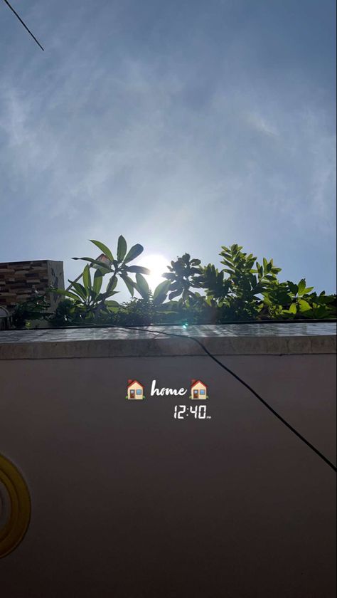 Snapchat stories home sky sun roof garden Sun Snapchat Stories, Back To Home Snapchat Stories, Sky Snapchat Stories, Home Snapchat Stories, Home Snapchat, Sky Doll, Sun Roof, Snapchat Story, Roof Garden