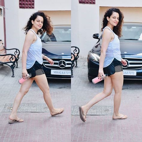 Kangana Ranaut on Instagram: “A beautiful morning is the best reason to step out for a workout. #KanganaRanaut coming back from her Pilates session. #ThursdayMotivation” Kangana Ranaut Bold, Kangna Ranaut, Workout Pics, A Beautiful Morning, Kangana Ranaut, Hollywood Photo, Actress Images, Manifesting Abundance