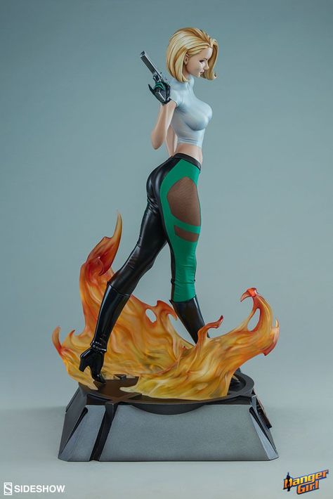 #actionfigures Abbey Chase, Sideshow Collectibles Statues, Danger Girl, J Scott Campbell, Andermatt, Character Statue, Fantasy Figures, Toy Sculpture, Scott Campbell